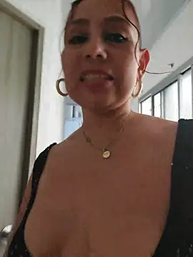 nayasex_