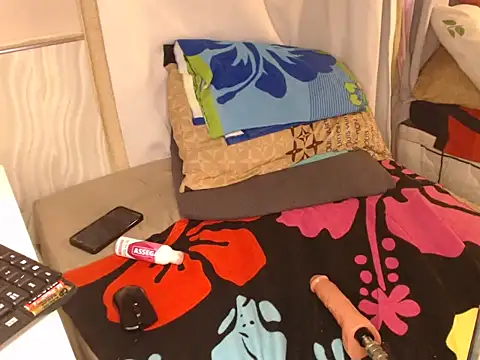 queenshelly03 (F young) - fuck me hadder daddy