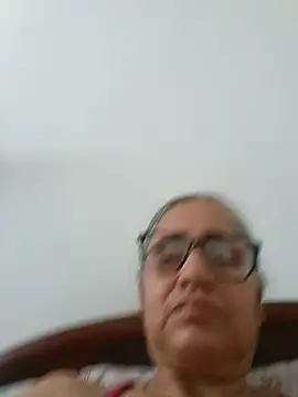 _candi live cam preview