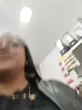 Outdoors-Mia_Khalifa