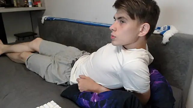 student_oliver (M young) - cum