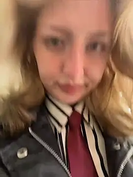 RonnieKiss