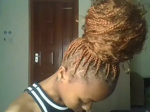 Prettyquueen live cam on StripChat