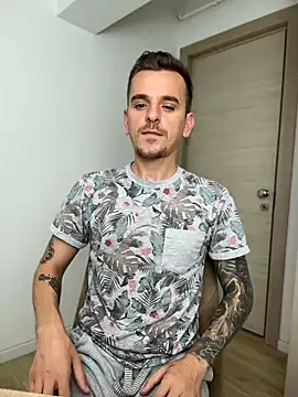 huge_cock22cm (Ask my age) - Let