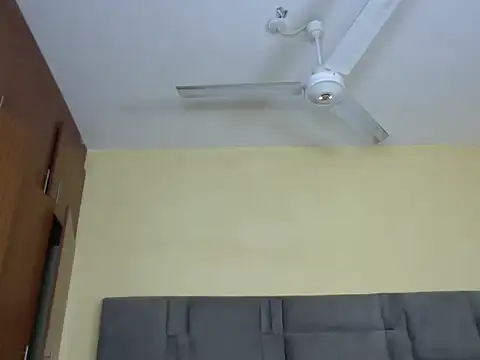 prettyebony16 live cam on StripChat