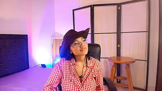 Ari_stone