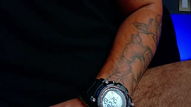 marcus_aress777 (M young) - 2 fingers  in my pussyboy hot🏳️‍⚧️🥵
