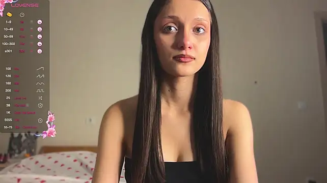 Kamilamilaa live cam on StripChat
