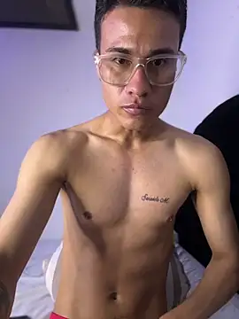TavoHot_ live cam on StripChat