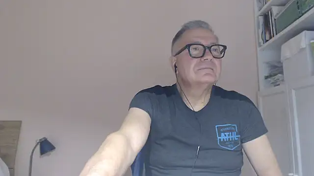 you6me (M grandpa) - Naked show cum