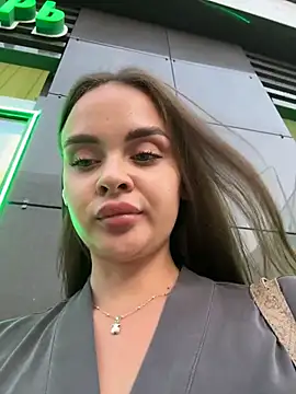 KristiRich live cam on StripChat
