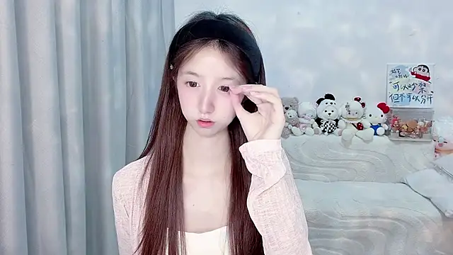 lucky-tt live cam on StripChat