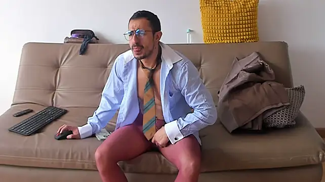 pablo-rincon95 live cam on StripChat