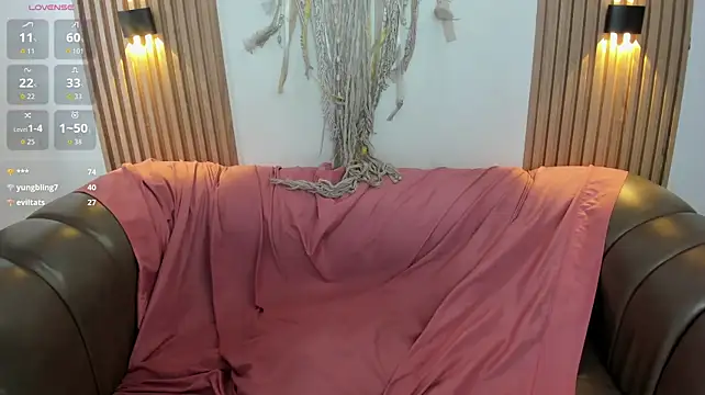 Candy_Noor live cam on StripChat