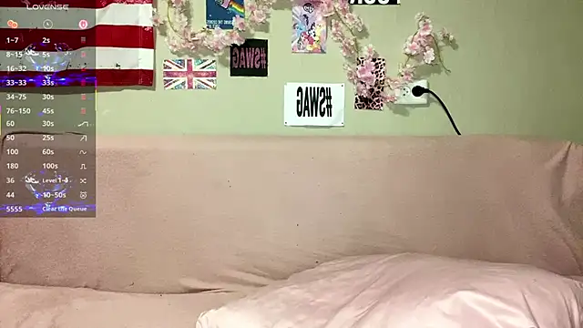 kittywithu live cam on StripChat
