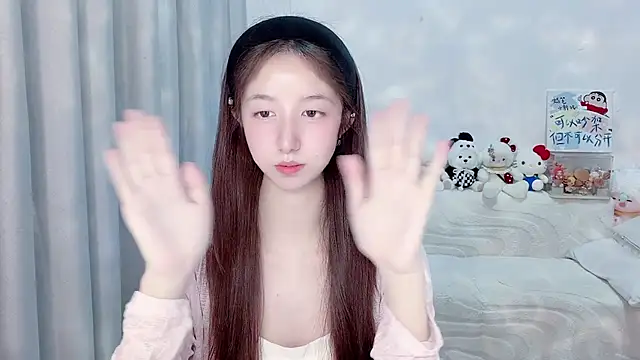 lucky-tt live cam on StripChat