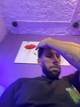 karim_mansur (Ask my age) - Show cock