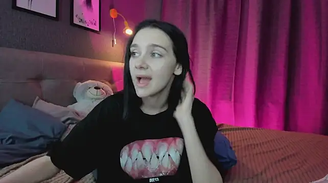 Lesi_Moonie01