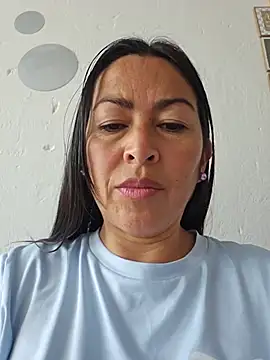 justsamantha_ (G milf) - show asshole close up