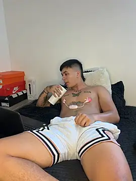 Christopher_strongg