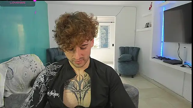 Ares_blue live cam on StripChat
