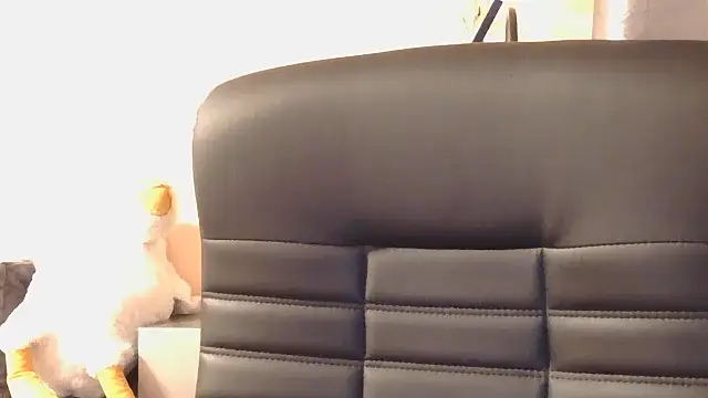 medjik_lool (F young) - TWERK NAKED