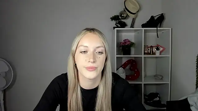 evelynblond (F young) - for a new leggins