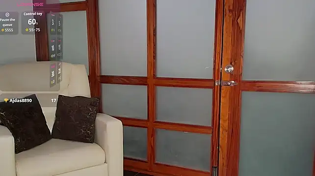 voyeur web ShallomMuse