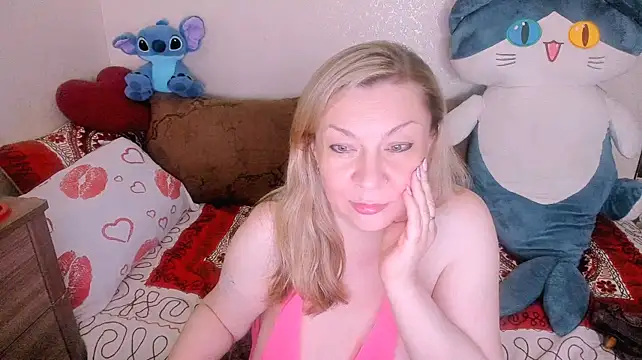 KerryBlareX live cam on StripChat