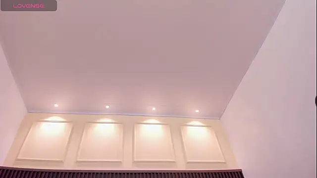 LUCI_COLINS