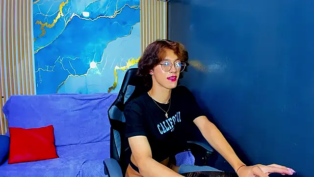 Jav_Frank live cam on StripChat