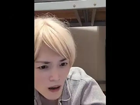 mgnhiroyuki live cam on StripChat