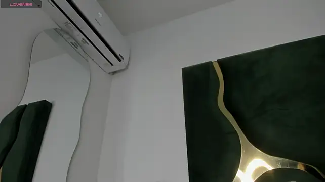 Mila_petiteasm