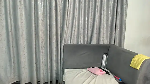 doja_peach (F young) - MAKE MY PUSSY WET