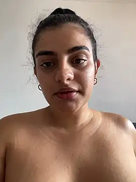 carlafox05 live cam on StripChat