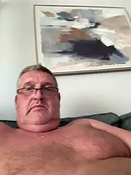 daddystrokes4u (M mature) - Cum on live