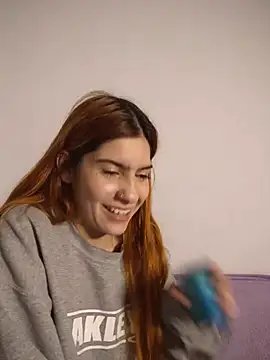 Stefany_lf live cam on StripChat