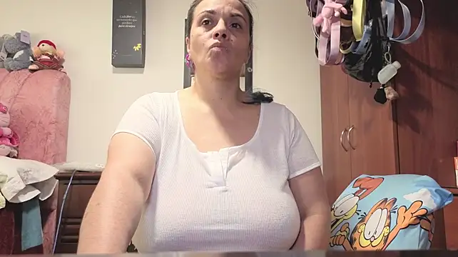 zoe_hotxxx (F milf) - lovensse in ass