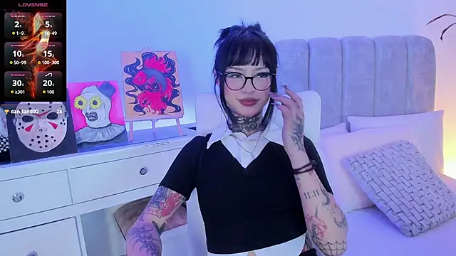 doll__bella