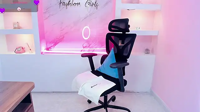 hot webcam CandyRoxx1 