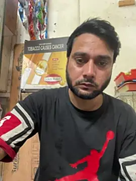 vbrawn01 (Ask my age) - अँधेरी रात में दीया तेरे हाथ में