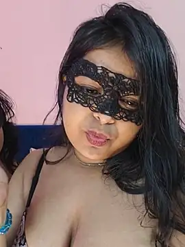 Naughty_Kayra webcam