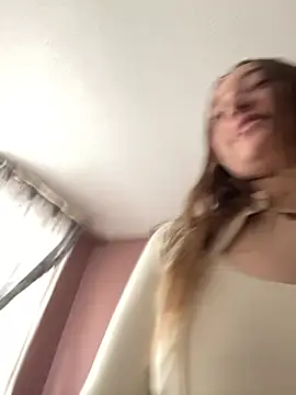 Valery_Salmons webcam