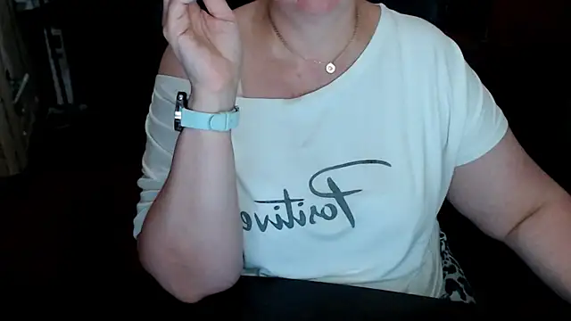 AlisaHot55 🎱 free live cam
