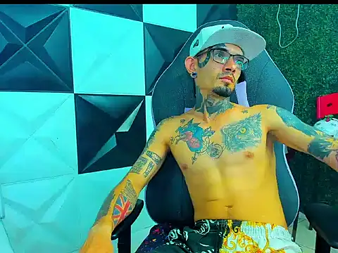 boy_tatto77 (M young) - We undress my love