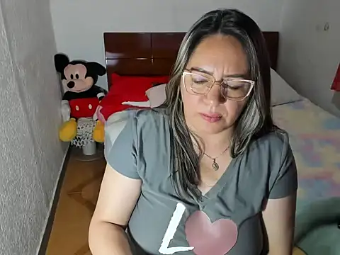 cris_spicy
