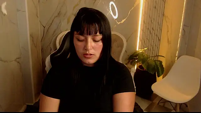 Amber_b_