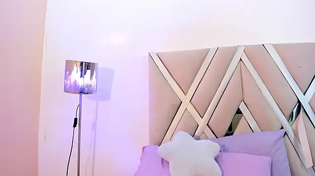 Helenn_monroy1 live cam on StripChat