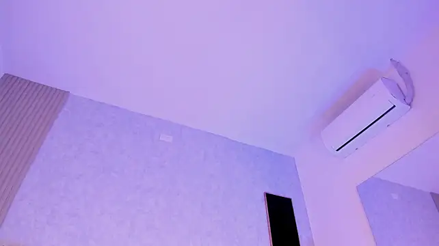 Roxxyfiore live cam on StripChat