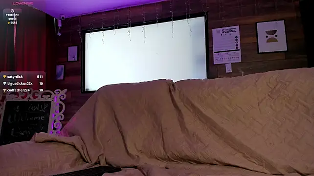 KatyyStar live cam on StripChat